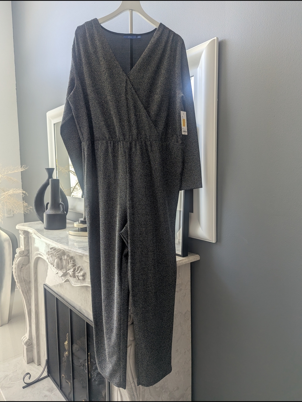APT 9 Women’s Gray Long Sleeve Jumpsuit – Size 3X

Description: